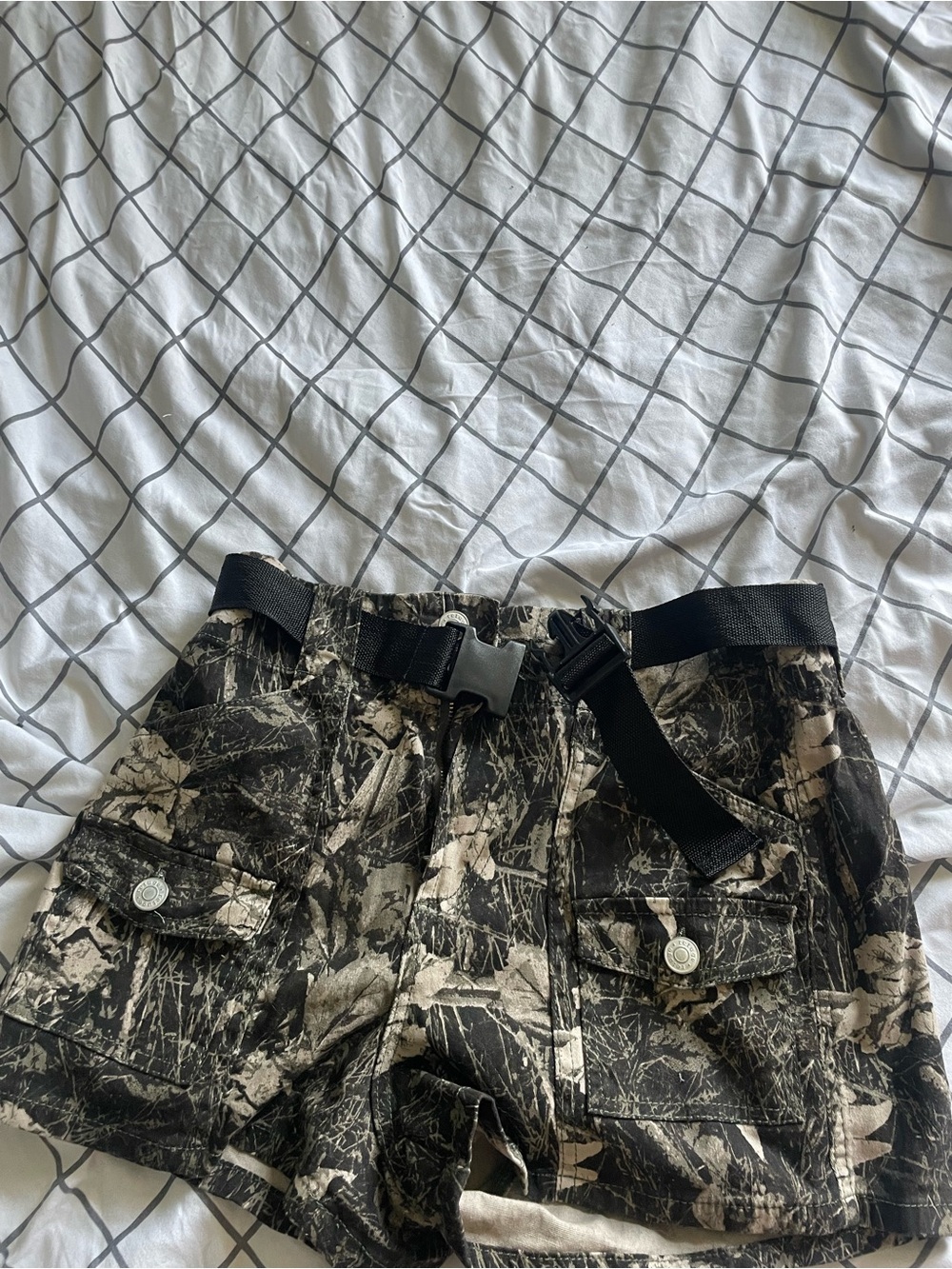 refuge Black & Tan Camo Cargo Shorts with Web Belt